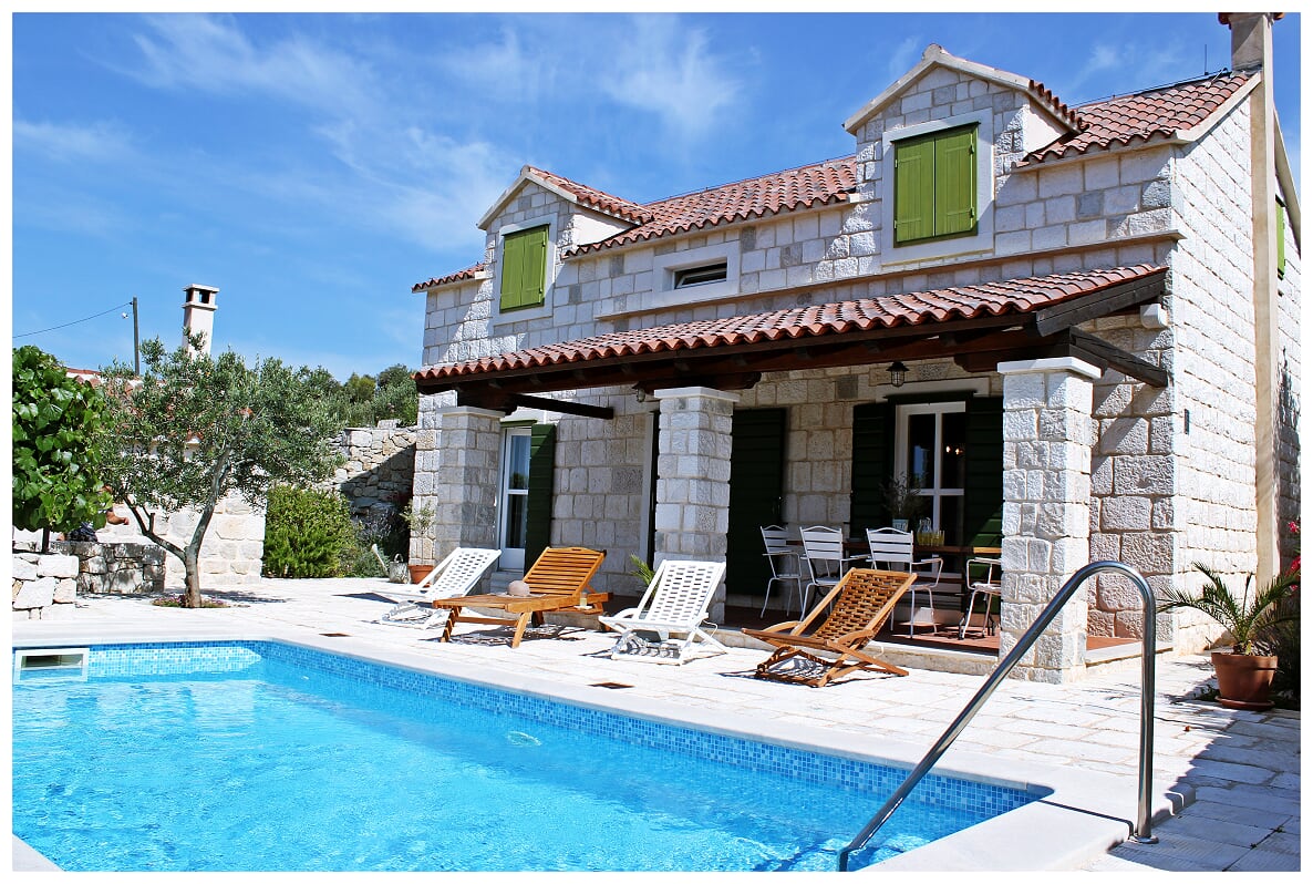 Villa Kate stone house and private pool in Vrsine